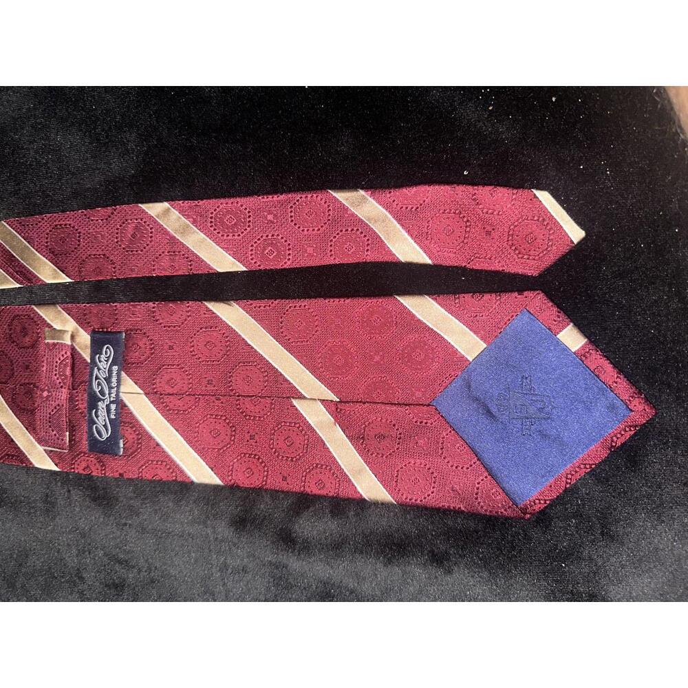 Sean John Fine Tailoring Men's Tie Burgundy with Beige Stripes